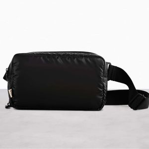 BEIS - EXPANDABLE POUCH - LIKE NEW